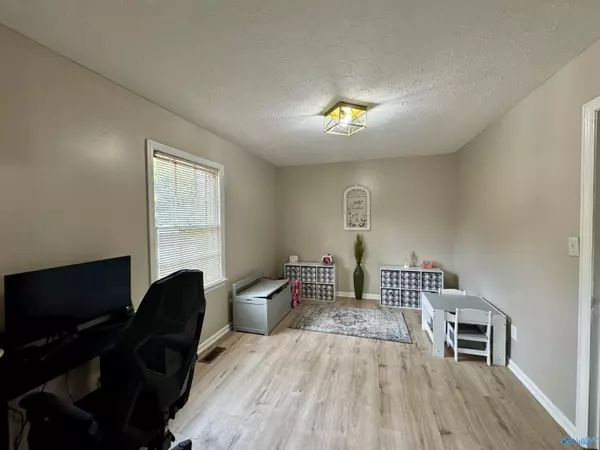 Rainsville, AL 35986,17 Third Avenue