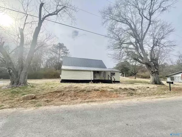 Albertville, AL 35950,863 Pleasant Grove Cut Off Road