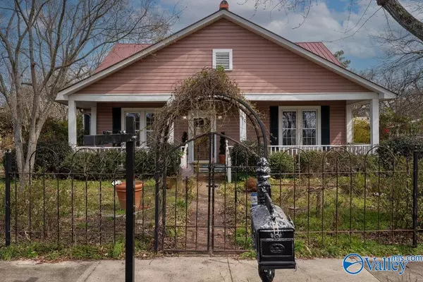 Scottsboro, AL 35768,607 S Market Street