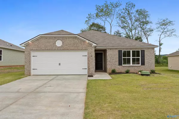 112 Olde Hearth Road, New Market, AL 35761