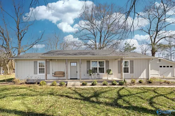 110 Sims Road SW, Hartselle, AL 35640