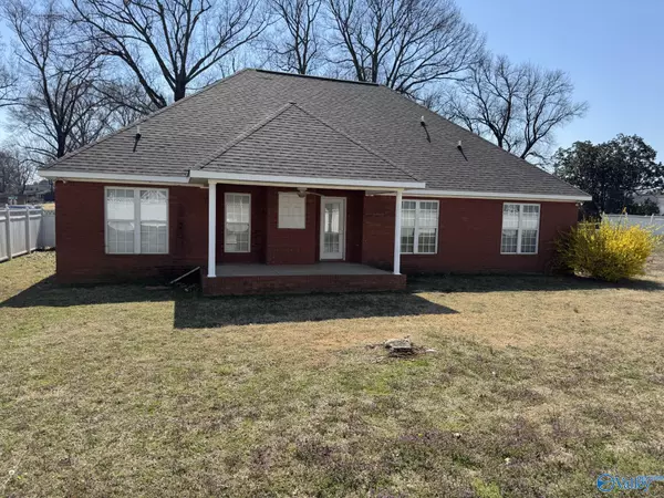Muscle Shoals, AL 35661,719 Highland Avenue
