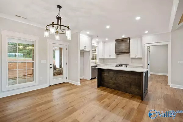 Scottsboro, AL 35769,85 Betty Way