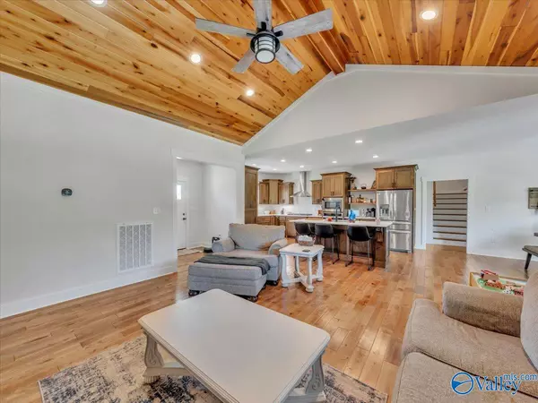 Grant, AL 35747,20 Joeffie Road