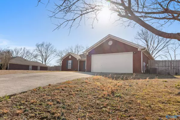 Harvest, AL 35749,14302 Sara Beth Drive