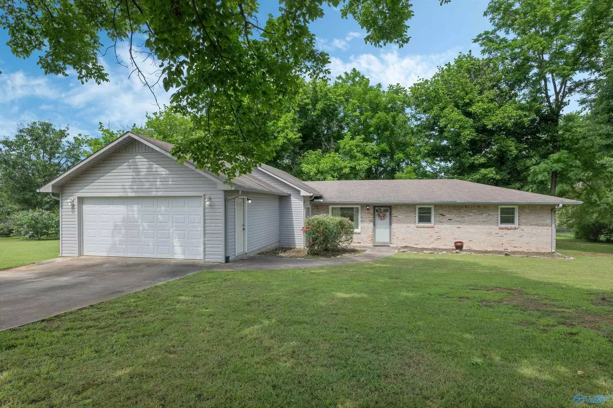 Elkmont, AL 35620,21767 Nelson Road