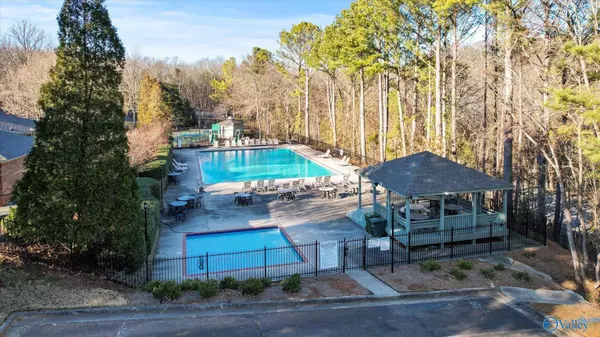 11001 Blackbird Drive SE, Huntsville, AL 35803