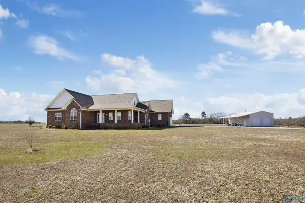 Grove Oak, AL 35975,13131 County Road 72