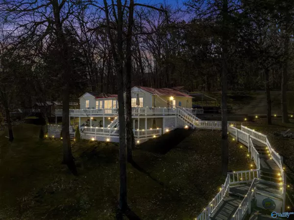 852 Lake Logan Road, Ardmore, TN 38449