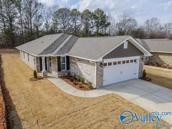 Athens, AL 35611,15318 Lapwing Cove