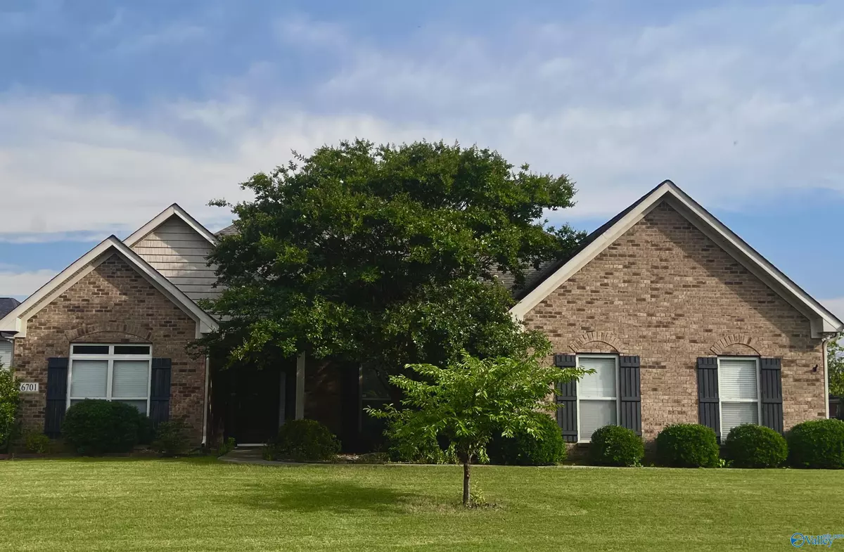 Owens Cross Roads, AL 35763,6701 Mceachern Lane