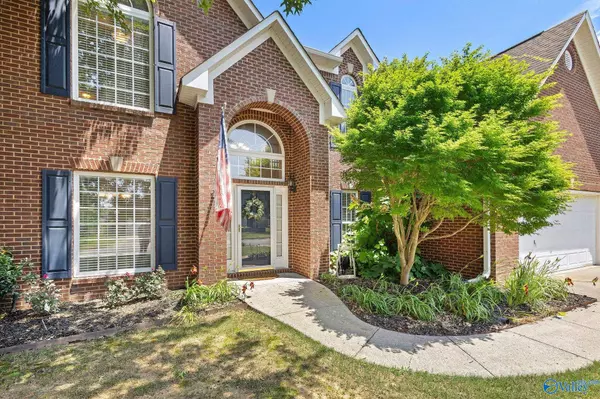 5005 Creekstone Drive, Owens Cross Roads, AL 35763