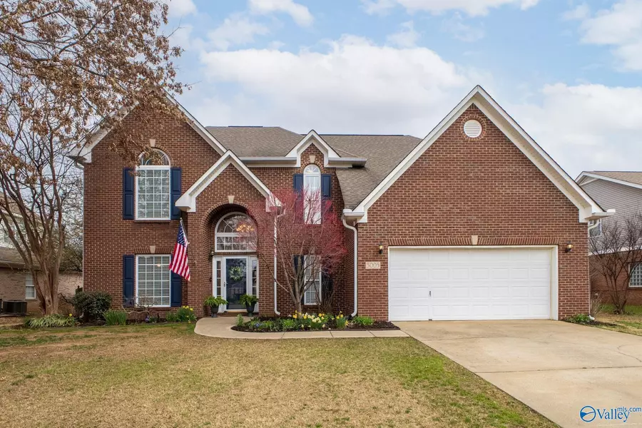 5005 Creekstone Drive, Owens Cross Roads, AL 35763