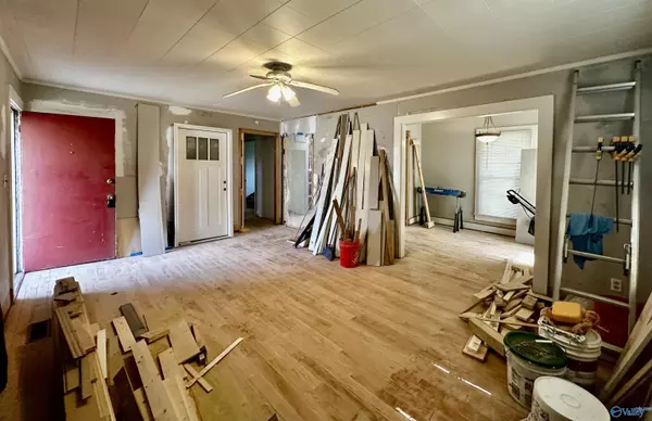 Scottsboro, AL 35768,609 South Street