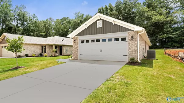 Athens, AL 35611,15271 Lapwing Cove