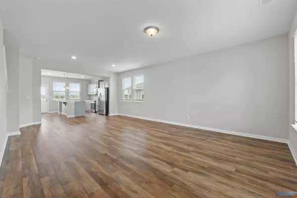 Athens, AL 35613,12553 Buck Road