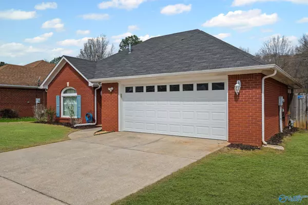 Decatur, AL 35603,3516 SE Choctaw Drive SE