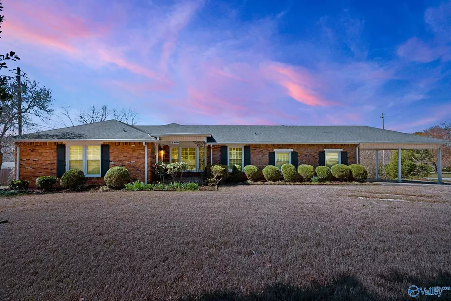 6404 SW Whitesburg Drive, Huntsville, AL 35802