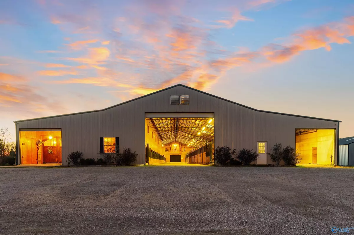 Danville, AL 35619,1255 County Road 72