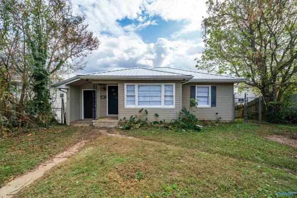 1733 Obrig Avenue, Guntersville, AL 35976