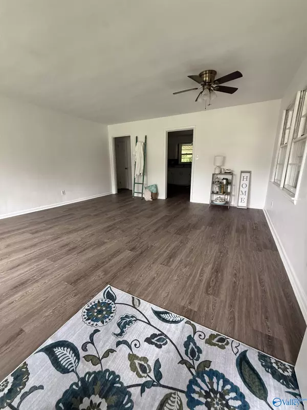 Decatur, AL 35601,1606 Chenault Drive SE