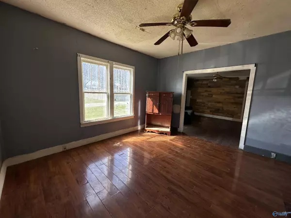 Town Creek, AL 35672,407 Church Street