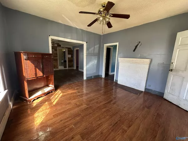 Town Creek, AL 35672,407 Church Street