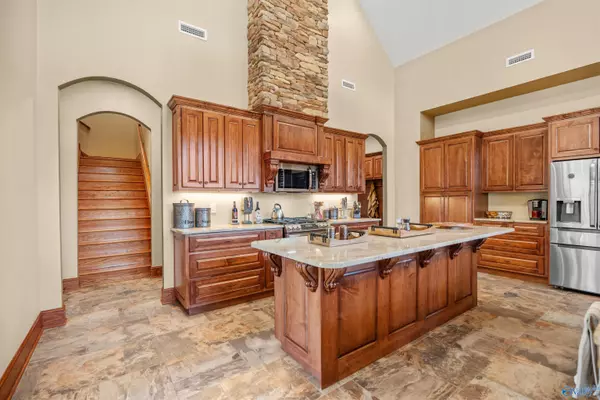 750 Monte Sano Drive, Scottsboro, AL 35769