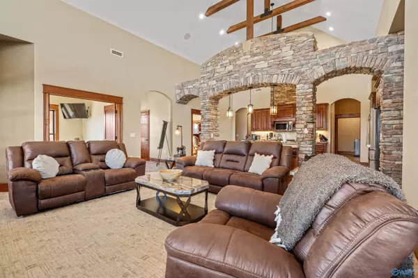 Scottsboro, AL 35769,750 Monte Sano Drive