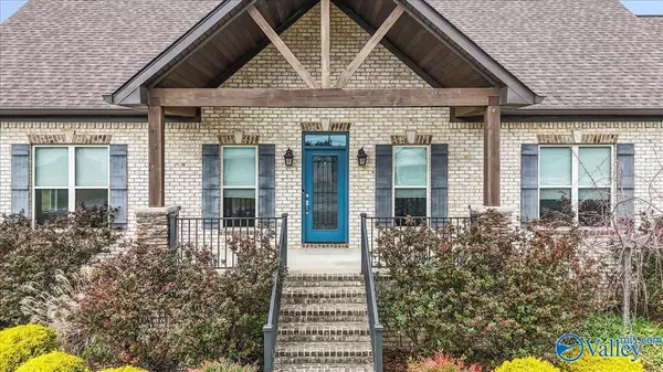 Cullman, AL 35058,100 County Road 1296