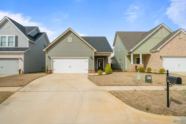 1013 NW Highgrove Heights, Harvest, AL 35749