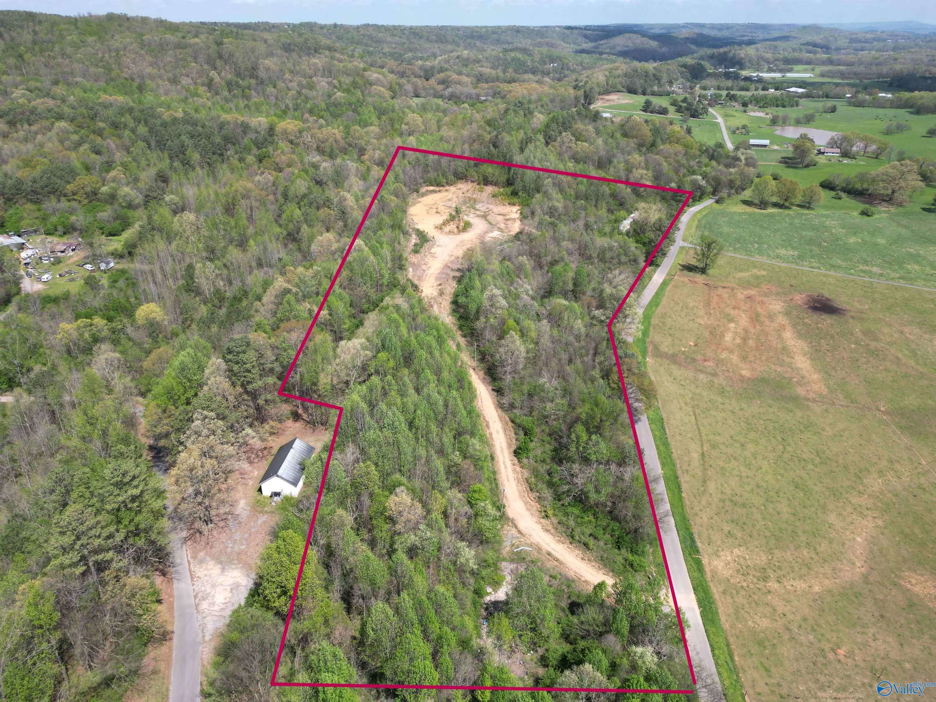 2958 Rock Hill Road, Guntersville, AL 35976