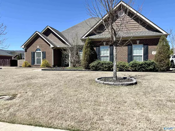 Owens Cross Roads, AL 35763,4713 Old Maple Court SE