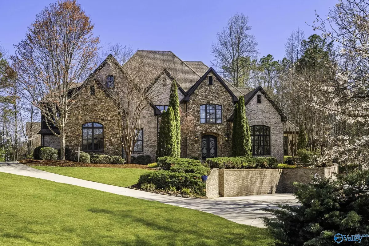 Hoover, AL 35226,2480 Glasscott Point