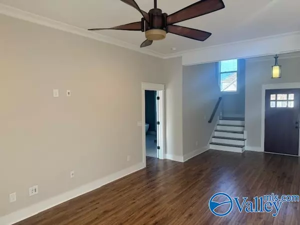 Owens Cross Roads, AL 35763,2827 Eastern Shore Drive SE