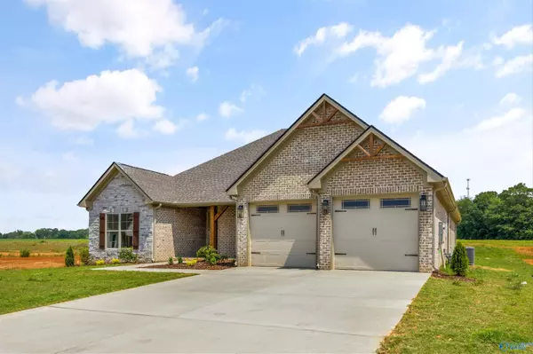 Athens, AL 35611,17859 Rustling Oaks Trail