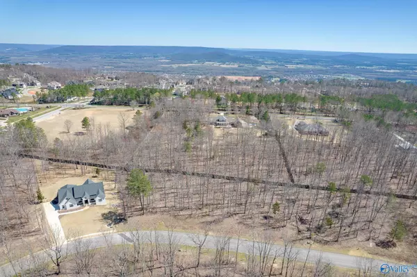 Huntsville, AL 35803,9 Winter Walk Way SE