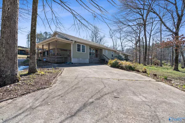 Decatur, AL 35603,317 Austinville Flint Road SW