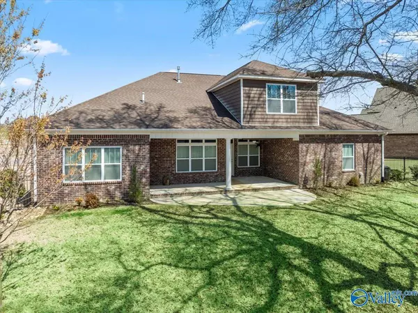 Owens Cross Roads, AL 35765,7546 Parktrace Lane SE