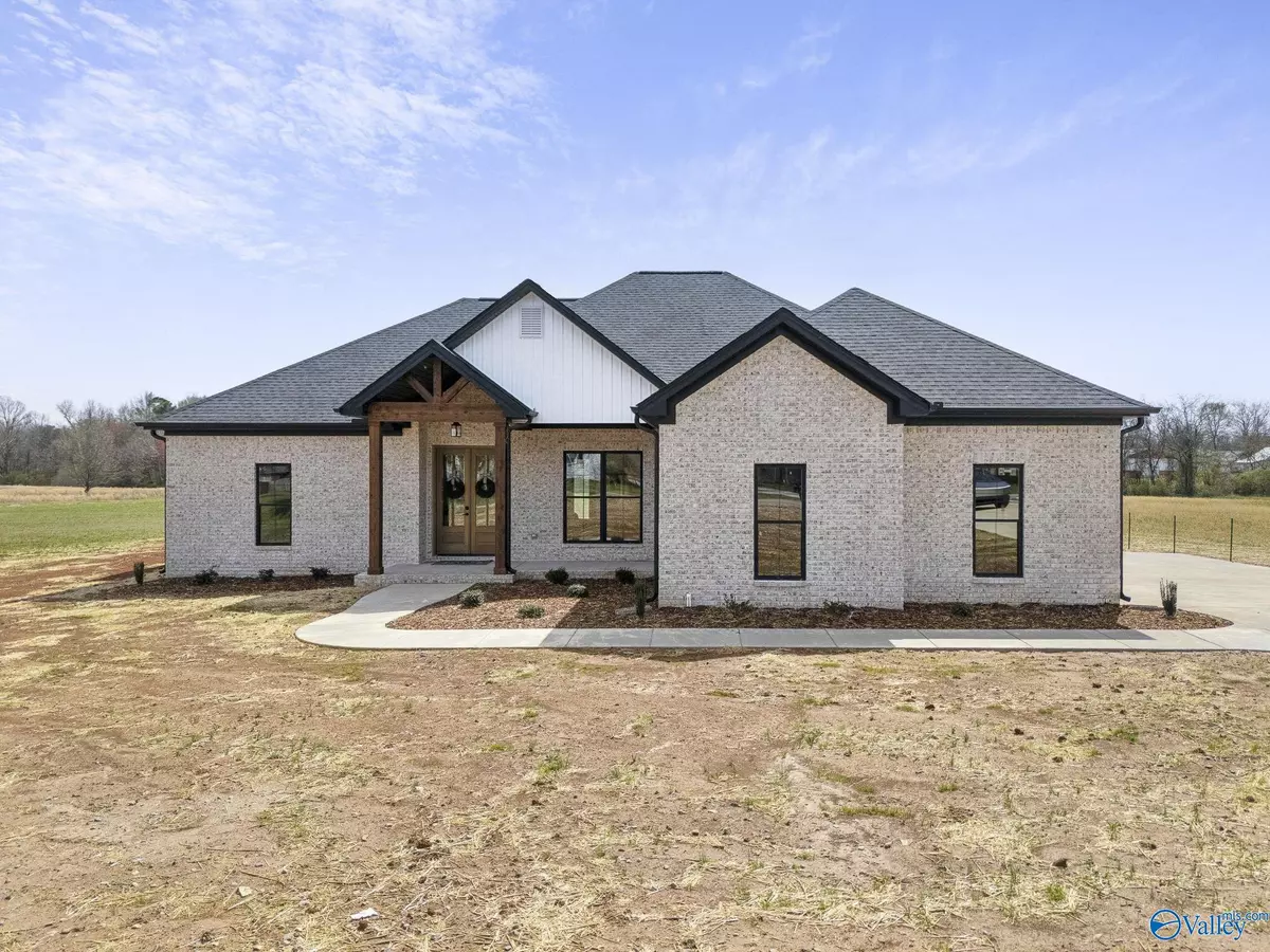 Ardmore, AL 35739,28062 Nuke Whitt Lane