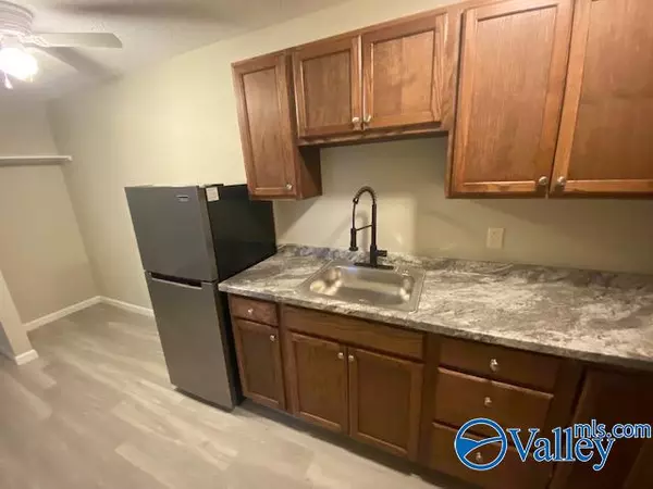 Huntsville, AL 35805,2950 Hood Road SW #K