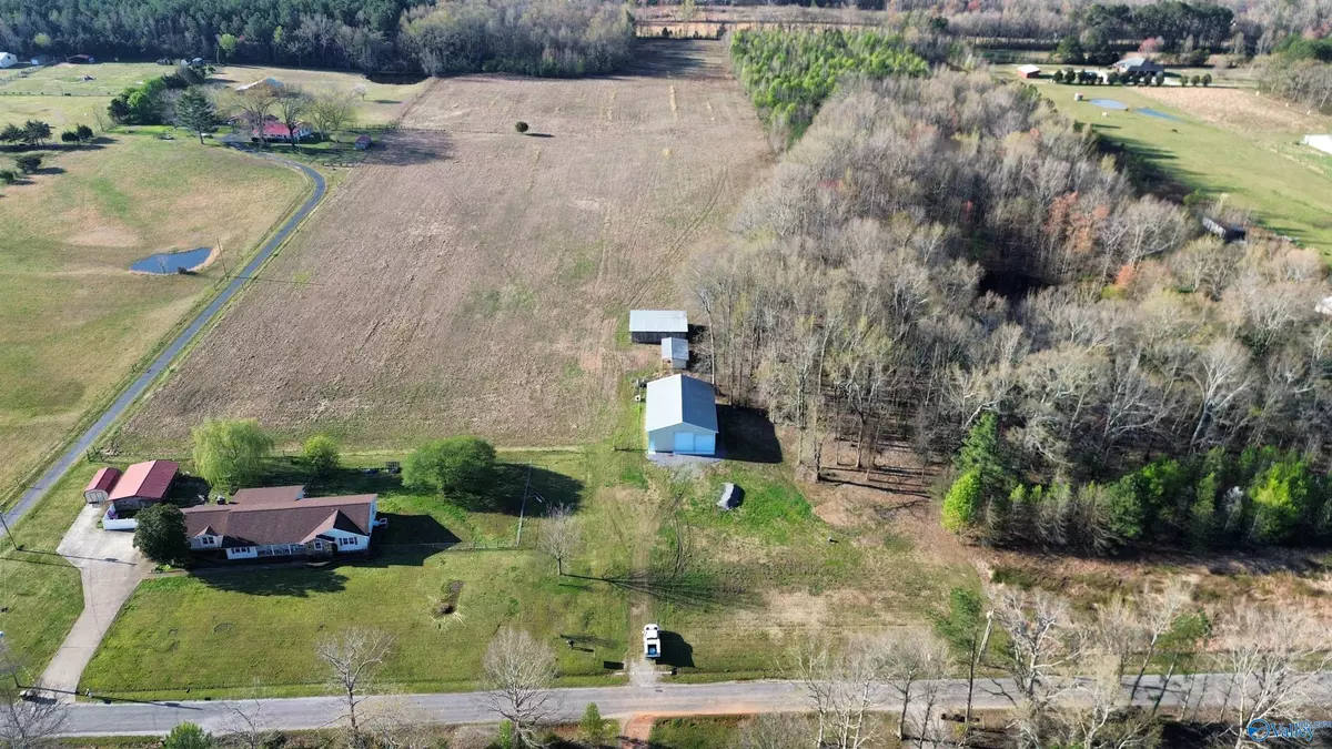 Athens, AL 35613,001 Yarbrough Road