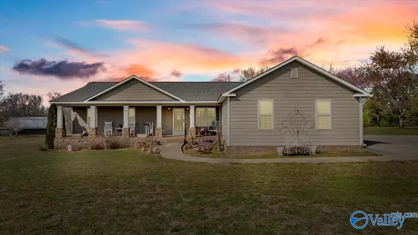 76 Road 9092, Fyffe, AL 35971