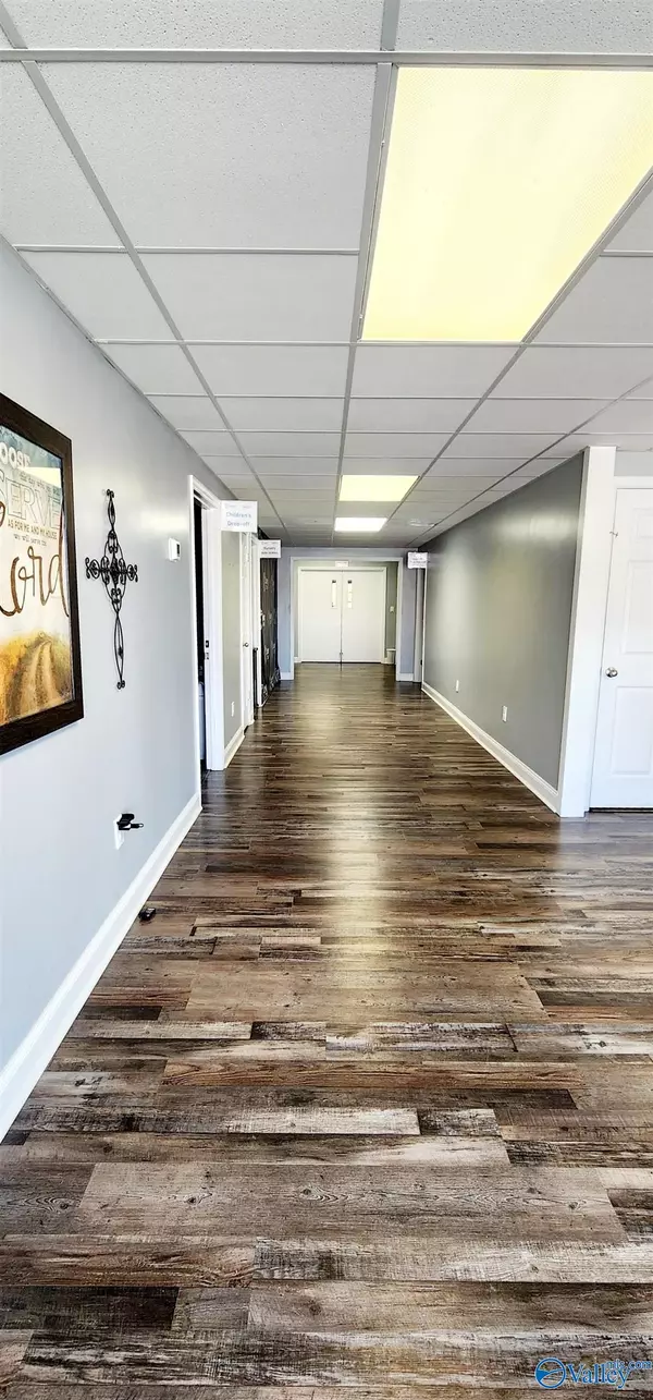 Cullman, AL 35055,9350 US Highway 278