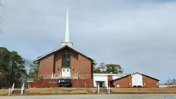 300 1st Avenue, Arab, AL 35016