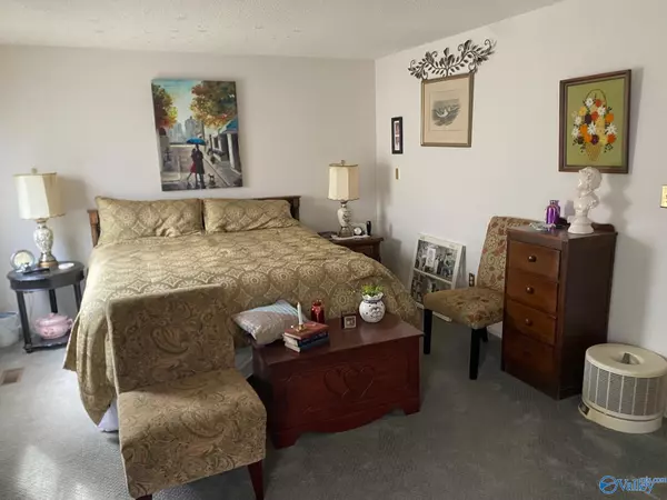 Guntersville, AL 35976,2300 Mount Carmel Drive