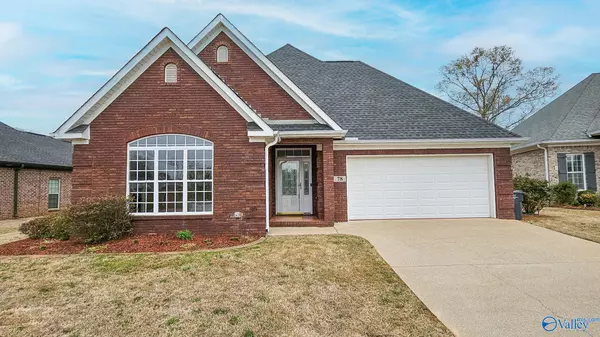 78 Rolling Brook Drive, Rogersville, AL 35652