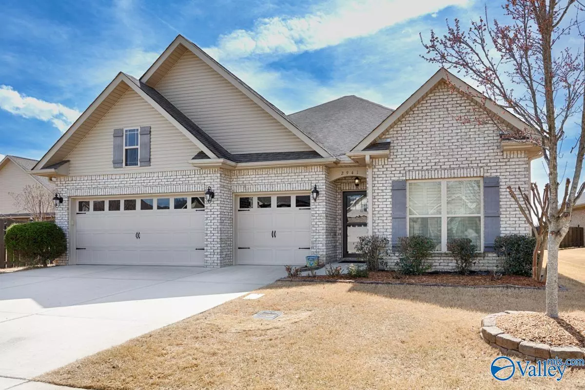 Owens Cross Roads, AL 35763,2941 Pasture View Lane SE