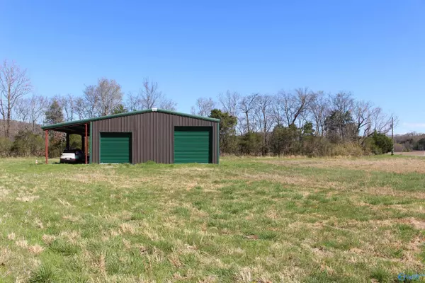 New Market, AL 35761,356 Sharpes Hollow Road