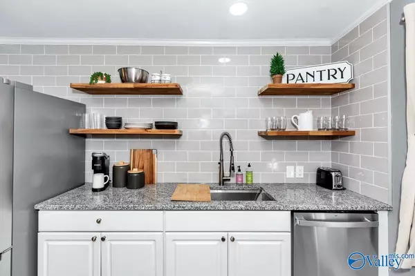 Huntsville, AL 35805,4204 Arlington Road